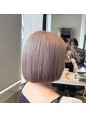 ボブ/ブルージュ/ベージュカラー/ブリーチ/ダブルカラー/原宿