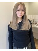 やわらかミルクティーベージュ × 顔まわりレイヤー