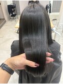 オリーブグレージュ