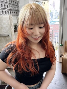 フィン(fin,) fin, ケアブリーチカラー/ハイトーン/ダブルカラー/パーマ/天神