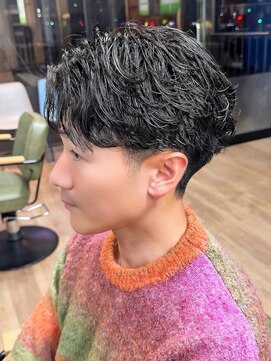 ヨリ サッポロ 札幌大通(yori SAPPORO) ニュアンスパーマ/センターパート/韓国マッシュ/ダークアッシュ