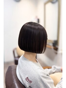 ヘアー グリーン(hair green) まとまり重視大人丸みボブ艶感美シルエット上品ナチュラル感