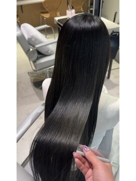 ヨキ(yoki.) オリーブグレージュ×URUGAMI【髪質改善】