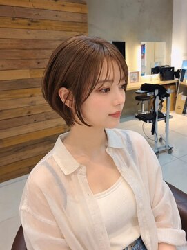 ロハスバイケンジ(LOHAS by KENJE) 小顔に見える耳掛けくびれショート