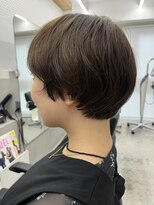 ナヌークカフラ(nanuk kafla)&nbsp;くせ毛を活かした丸みショート