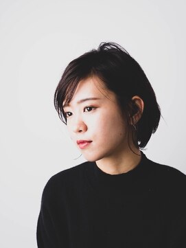 ニーイチイチ(211) 似合わせカットイメチェン/ショートボブ/アッシュブラック