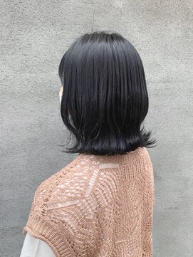 スイート ヘアデザイン(Suite HAIR DESIGN) 切りっぱなし外ハネボブ と ブルーブラック