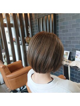 オーブ(aube) 丸みボブ