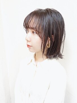 ナツヤ(NATSUYA) 面長さんにおすすめひし形レイヤーボブ