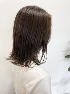 リエート(lieto) ナチュラルグレージュ×外ハネ