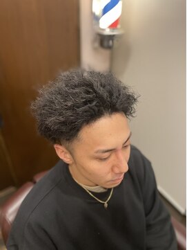 ヒロギンザバーバーショップ 神楽坂店(HIRO GINZA BARBER SHOP) ツイスト×フェード