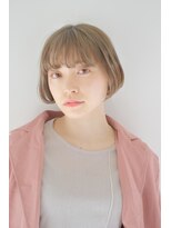 ガリカ 横浜(Gallica) ミルクティーベージュひし形ボブ/前下がりボブ/大人ショート