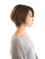 レウナ 外苑前(Reuna)&nbsp;【30代40代50代】トップふんわり耳かけ小顔ひし形ショート