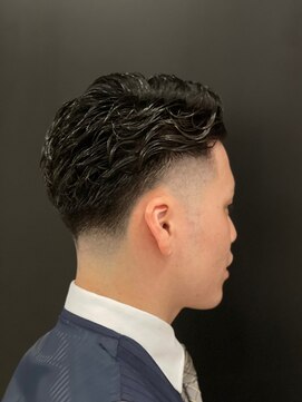 ヒロギンザ 上野店(HIRO GINZA) ビジネスショート七三パーマスタイル