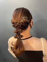 ユニコヘア(unico hair) 編み下ろしパーティヘアセット