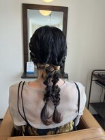 アーチヘアー(Arch hair)&nbsp;編みおろしアレンジ