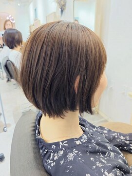 ヘア ジュレ ドゥ(hair jurer deux) 【ヘアジュレドゥ 古居】ショートボブ