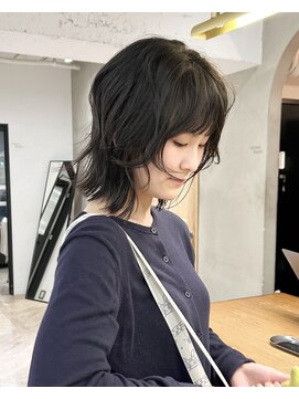 ローレン(LOREN) イメチェン/ホワイトブロンド/外ハネボブ/ワイドバング/栄名古屋