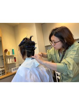 『頭身浴でリラックス☆』頭皮の毛穴詰まりや髪の汚れをきれいにリセット☆健康な頭皮へ導きます♪