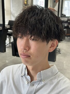 シャイン 大宮(SHINE) メンズカット/パーマ/ヘッドスパ/ブリーチ/眉毛/韓国/大宮/Men's