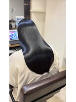 ボタニウム バイ アールサロン(BOTANIUM by RrSALON)&nbsp;繰り返す事でより艶々に！最新RrSALON HYDRO XEトリートメント