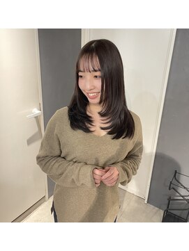 韓国前髪×顔周りレイヤー×チョコレートブラウン