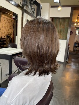 アクアマリン8810 ハチハチイチゼロ(AQUA MARINE 8810) 似合わせカット/ミディアムレイヤーカット/髪質改善/北習志野