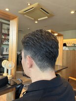 ティア ヘアデザイン(Theia hair design) サイドパート