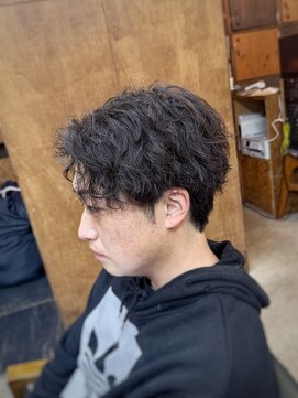 コモレビ(komorebi) 【山本智文】大人シャドウパーマパート