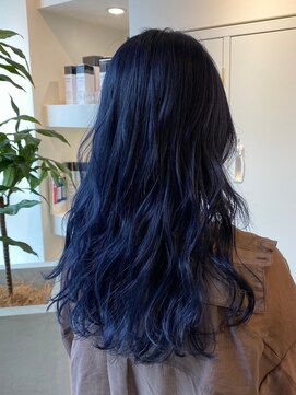 ジーナ 博多(Zina) ペールカラーホワイトアッシュランダムパーマヨシンモリ