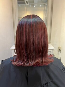 ナンバー ユアイロ 川崎(N° uairo) 【末安】推しを感じるカシスレッド/川崎駅西口徒歩5分