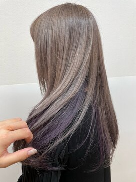 エン(en) ハイトーンインナーカラーグレージュラベンダー