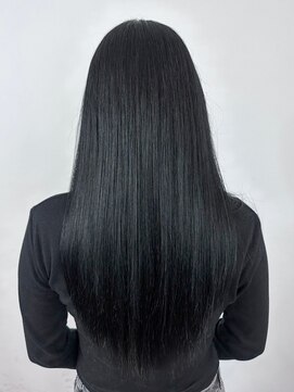 アイティーバイアルバム 松戸店(IT by ALBUM) アッシュブラックセミディ美髪レイヤーロング_ba506521