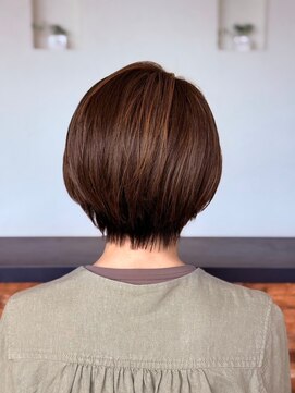 ヴァン カウンシル 王子(VAN COUNCIL) 大人のショートボブ/ボブウルフ/ボブディ/白髪ぼかしハイライト2