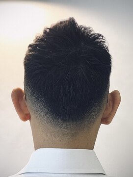 リム(RiM...) フェード/FADE /パーマ/アップバング/ショート/バーバー/MENS