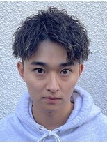 フリーク バーバーショップ 都島店(FREAK BARBER SHOP) 縦落ちツイストスパイラルパーマショートアップバング