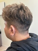 パンダ理容室 レイクタウン店 大人向けフェードスタイル。