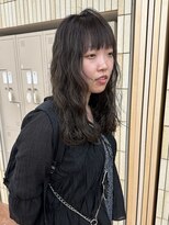 パークレーン アイス イヴェン(park lane ICI yeven)&nbsp;20代30代40代パーマミディアムロングレイヤーカットブリーチなし