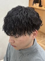 ボンドストーリールミエール(Bond Story lumiere) ツイストスパイラルパーマ縦落ちパーマラウンドマッシュ眉毛