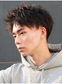 スパイキーショート/アップバング/ツーブロック/メンズ/眉毛