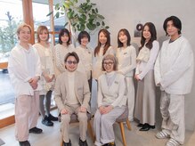 性別年代を問わずご来店いただけるよう多くのスタッフが在籍しております