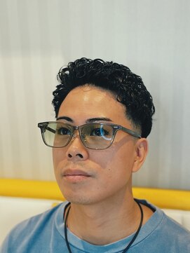 エルエフェ(EL JEFE) 【スキンフェード×パーマスタイル】［東中野］［バーバー］