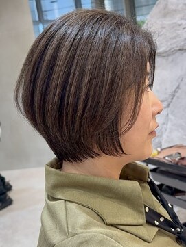 ソワネ 表参道(soigne) 表参道白髪ぼかしウルフショートカットベージュアッシュ30代40代
