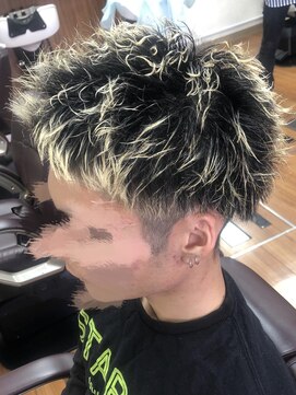 ビューティーボーイ ヤマグチ(BEAUTY BOY Yamaguchi) ツイストパーマ×ハイトーンメッシュ