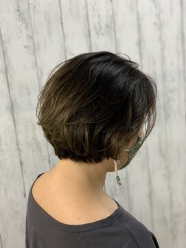 アヤメ(ayame) 【大泉学園】バレイヤージュ＿tokioトリートメント＿ショート