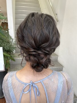 カッツ 元町店(CUT S) 人気シニヨンヘア