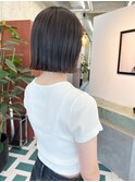 透け感グレージュ×切りっぱなしボブ