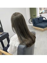 チーク(CHiiK)&nbsp;グレージュ