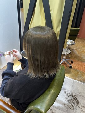 ノッポサン(Noppo3) ブリーチなし透明感オリーブカラー