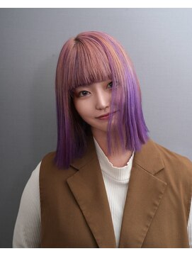 レボル(REVOL) ピンクにパープルハイライト☆推し活推しカラーハイトーン派手髪